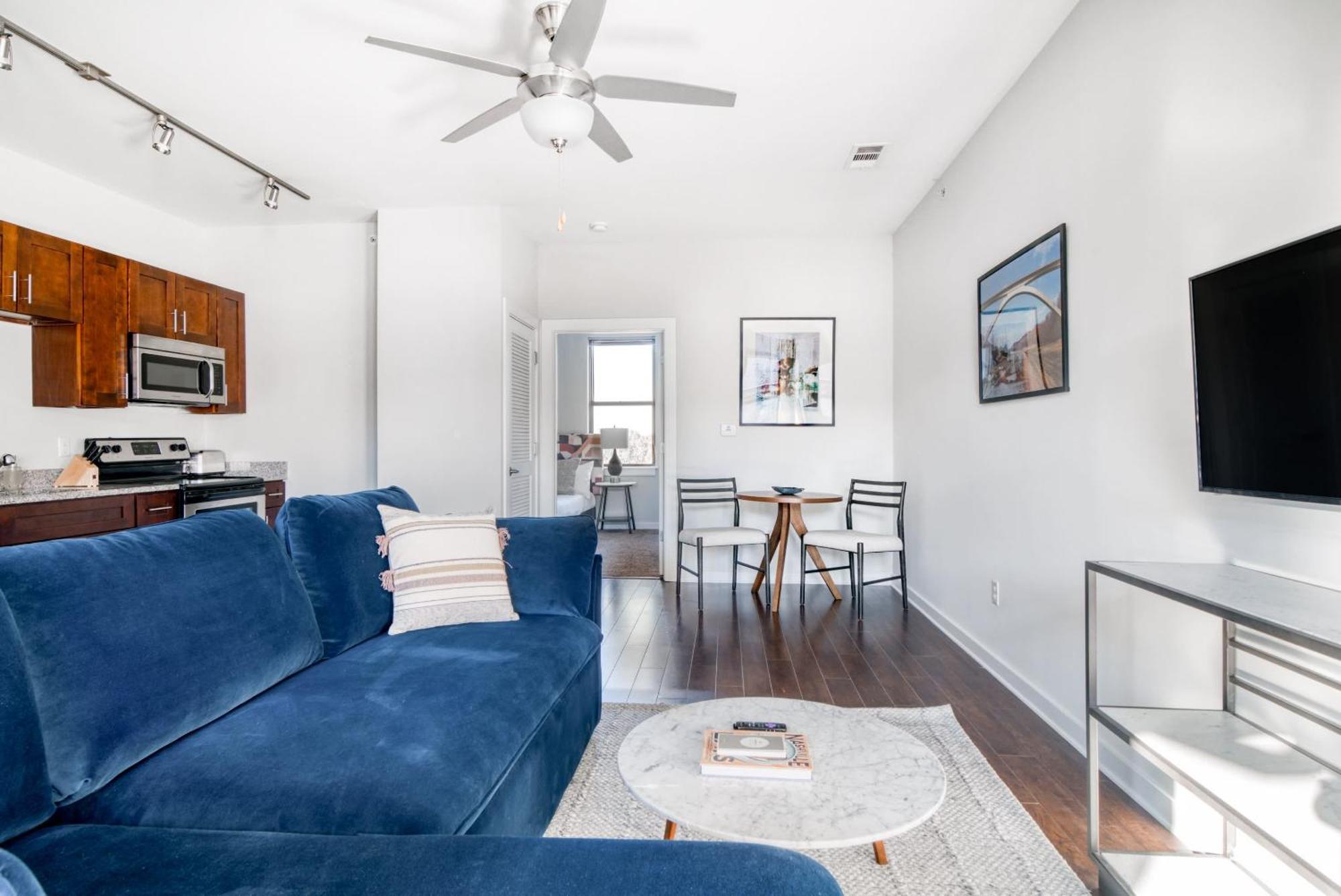 Cozysuites Music Row Bold 1Br W Free Parking ناشفيل المظهر الخارجي الصورة